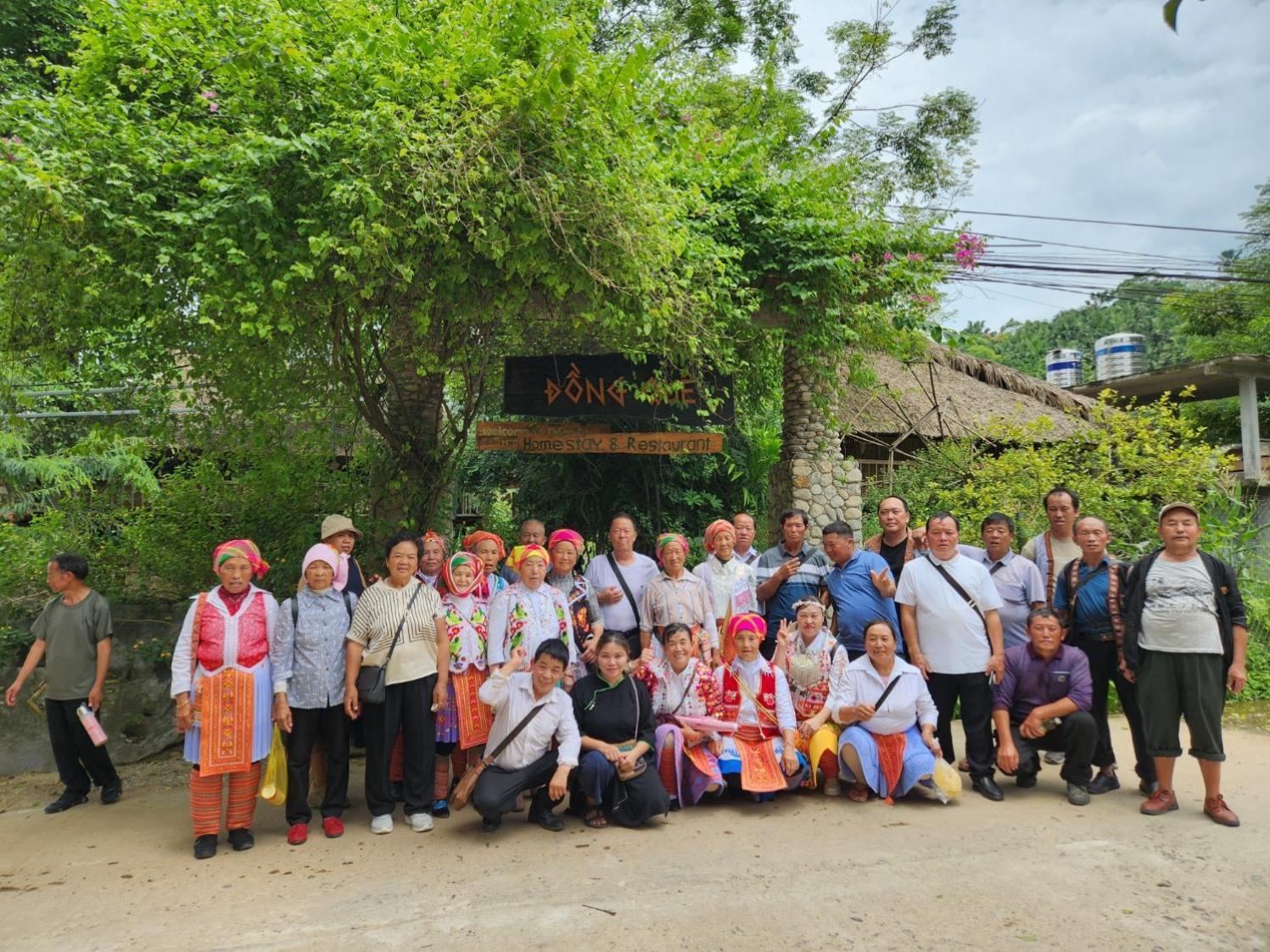 Dong Que Homestay-Tours-Motorbike, Car Rental, Hiking Ha Giang Buitenkant foto