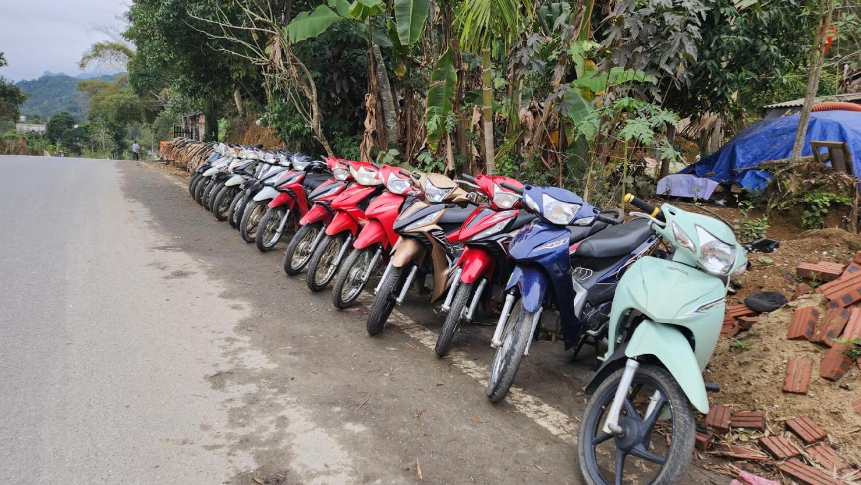 Dong Que Homestay-Tours-Motorbike, Car Rental, Hiking Ha Giang Buitenkant foto